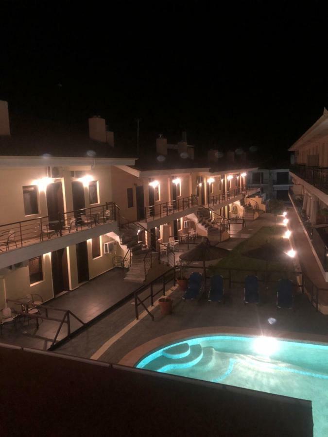 Sunset Inn Kriopijí Kültér fotó